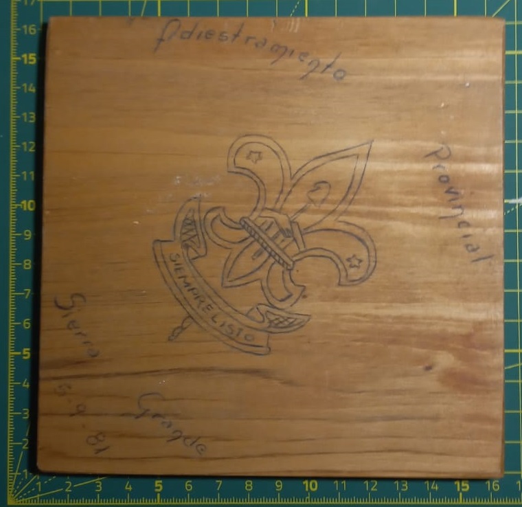Flor de Lis Madera